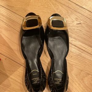 Roger Vivier classic chip flats black